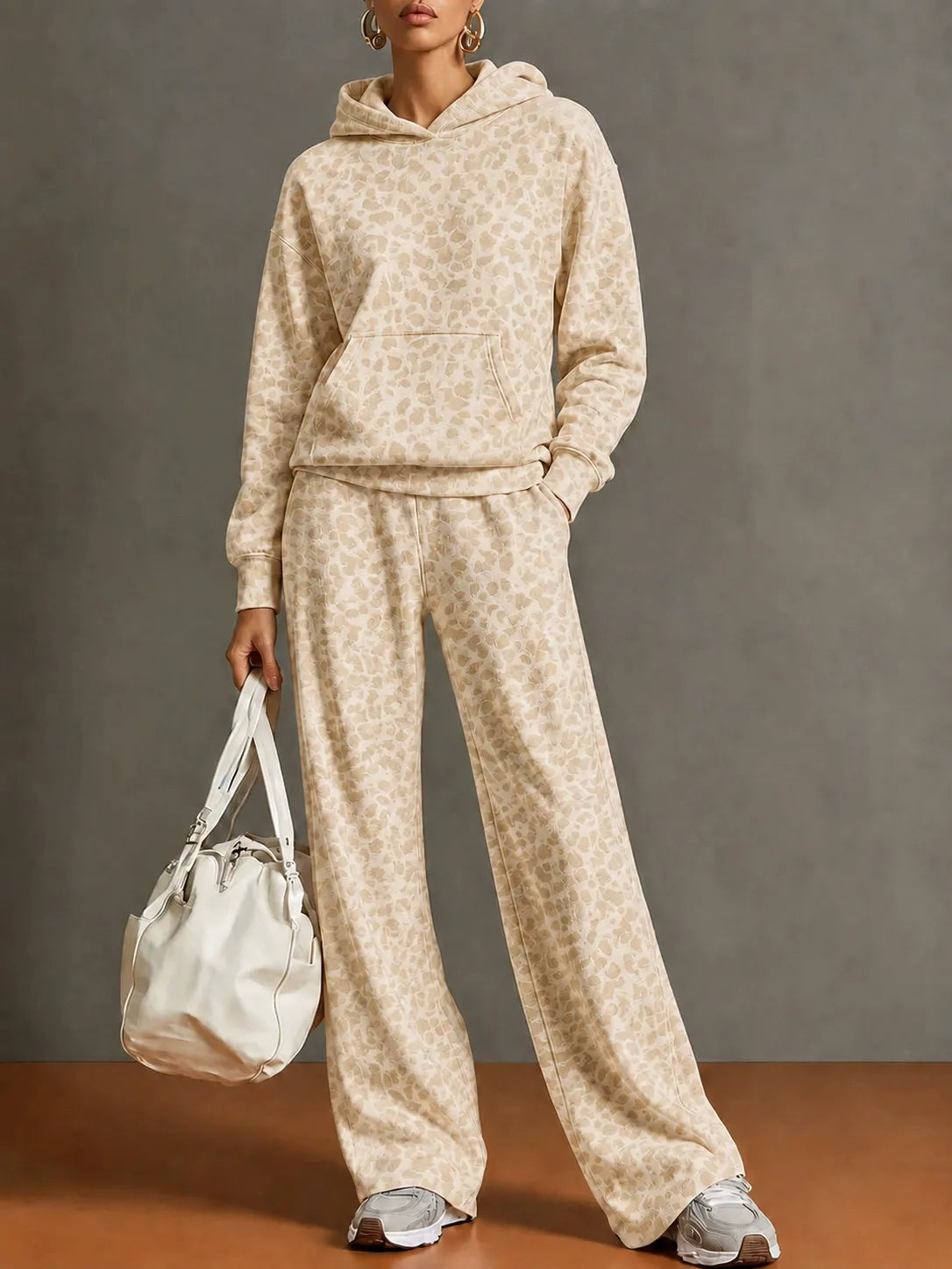 Women's Leopard Print Autumn Tracksuit | Relaxed Wide-Leg Casual Loungewear