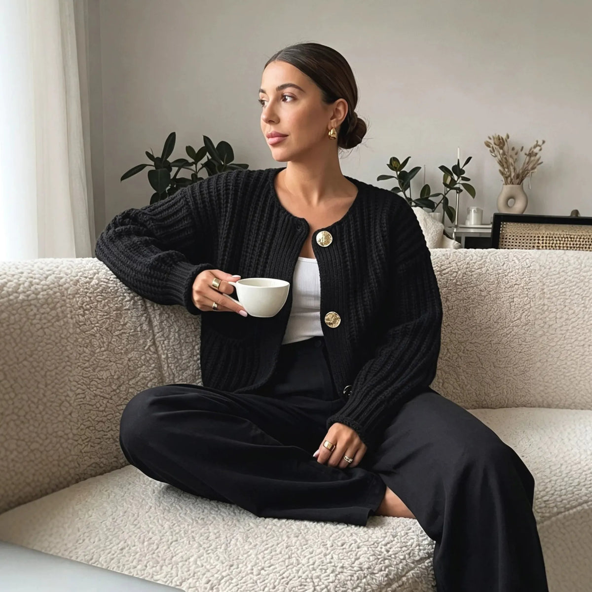 Women's Plush Chunky Knit Winter Cardigan | Crew Neck Button-Front Sweater