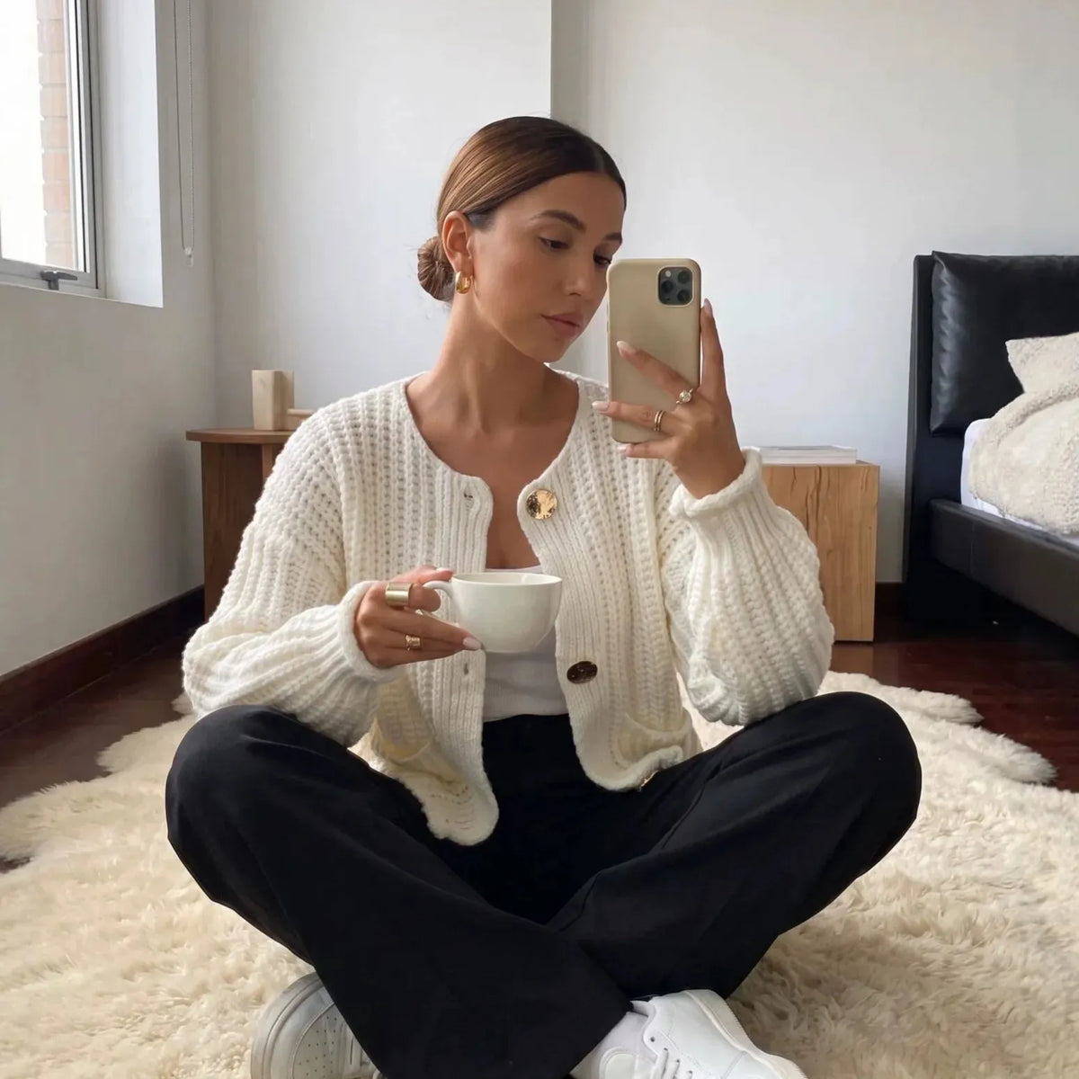 Women's Plush Chunky Knit Winter Cardigan | Crew Neck Button-Front Sweater