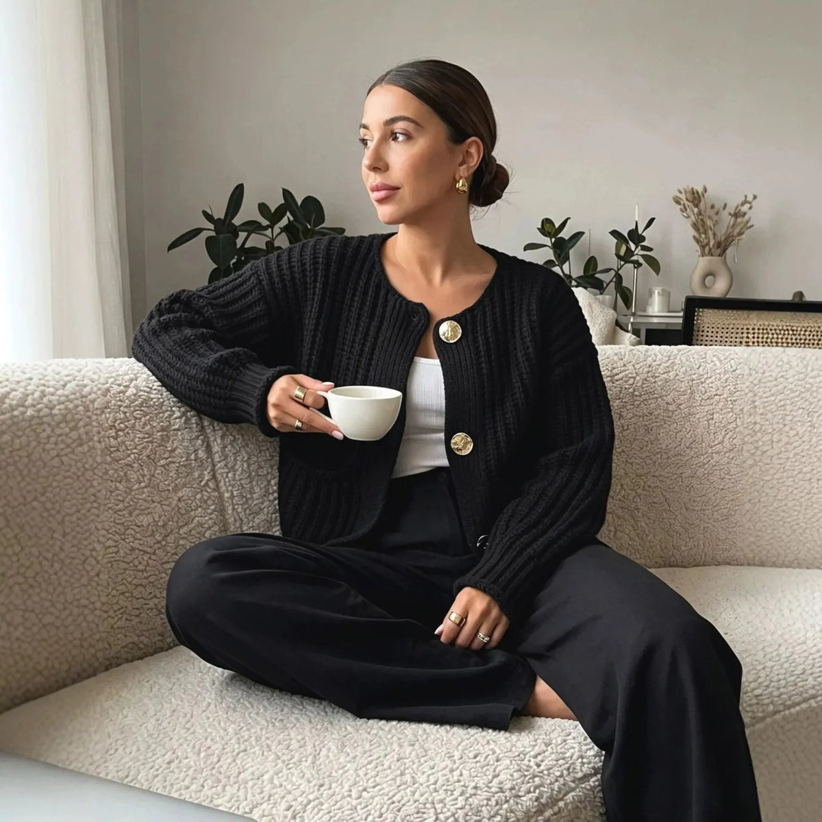 Women's Plush Chunky Knit Winter Cardigan | Crew Neck Button-Front Sweater