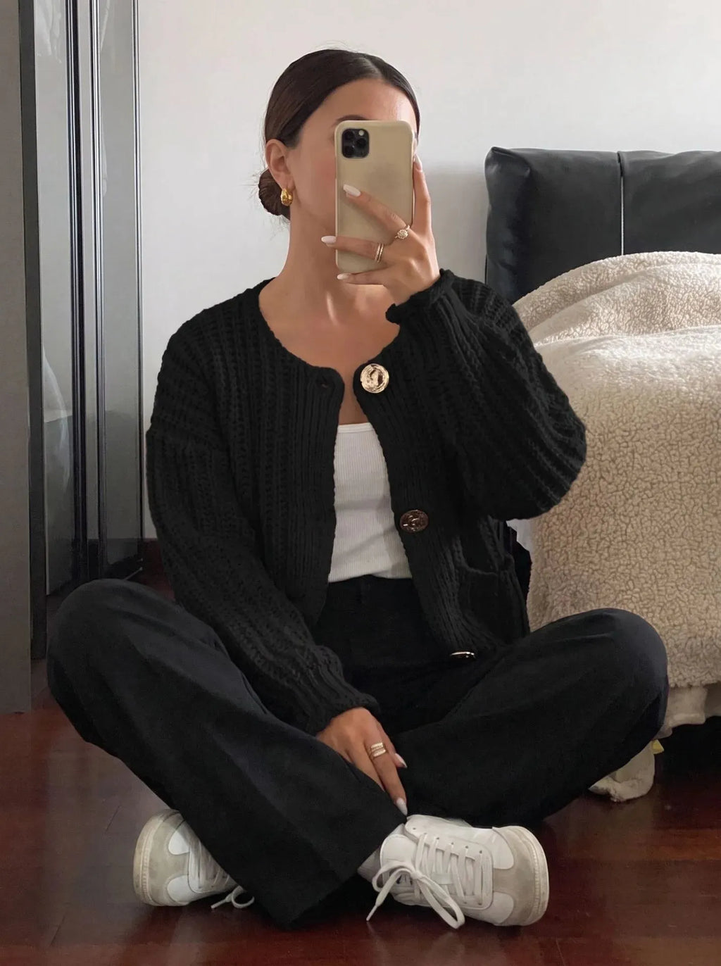 Women's Plush Chunky Knit Winter Cardigan | Crew Neck Button-Front Sweater